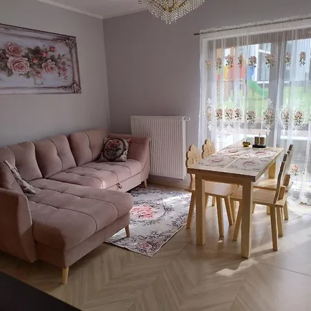 Rozany Apartment